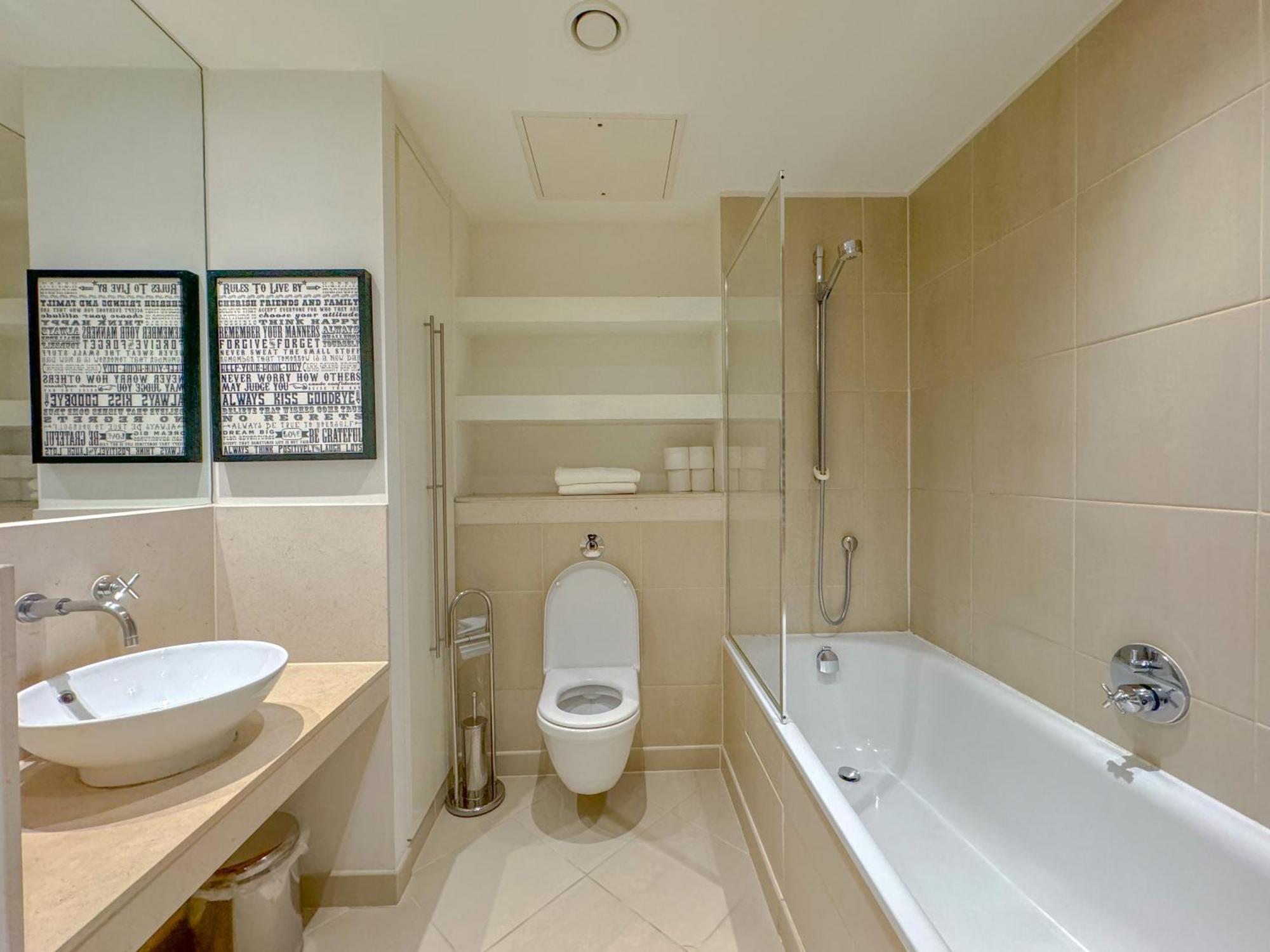Horizon Canary Wharf Apartments London Exterior photo