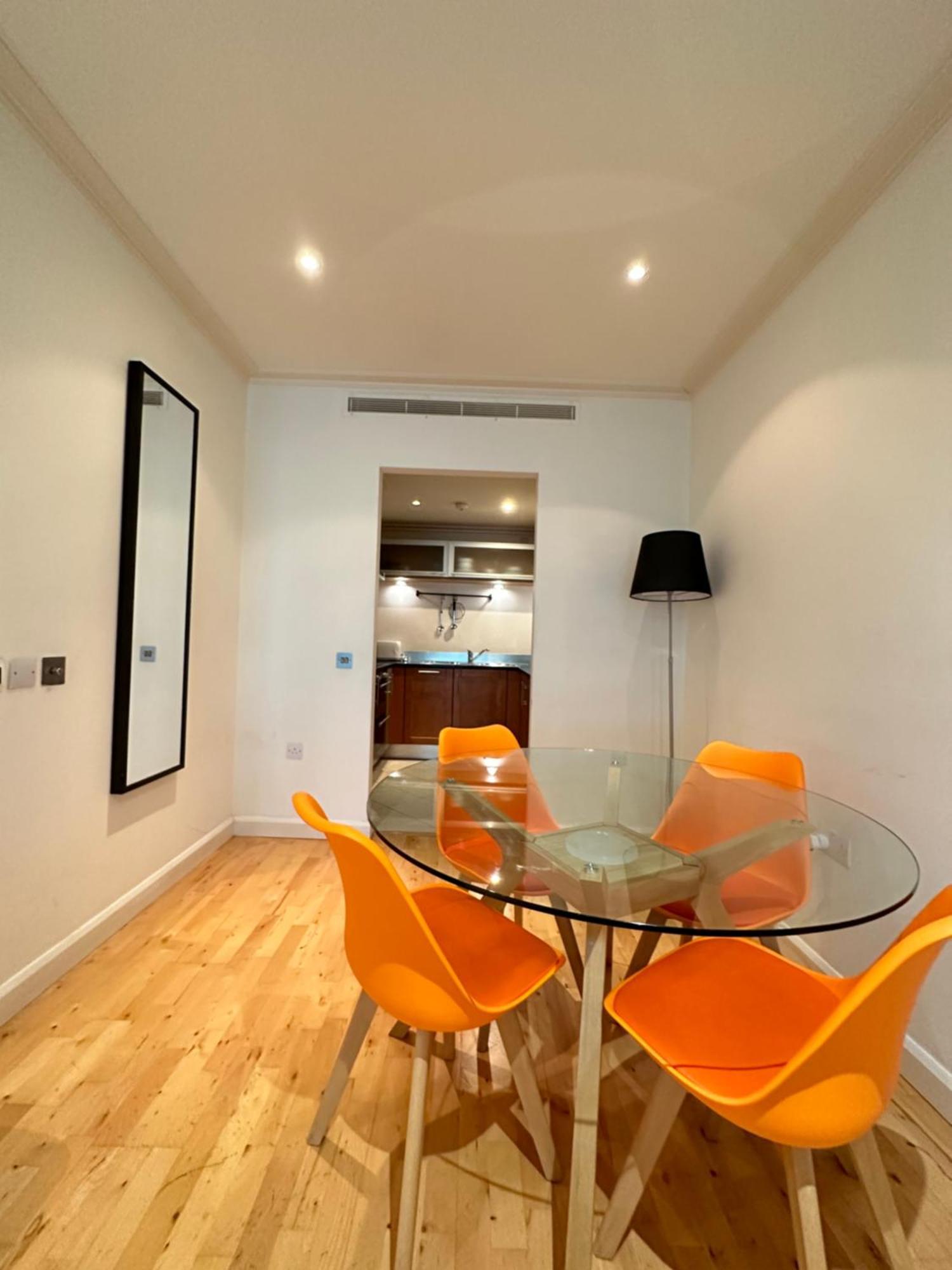 Horizon Canary Wharf Apartments London Exterior photo